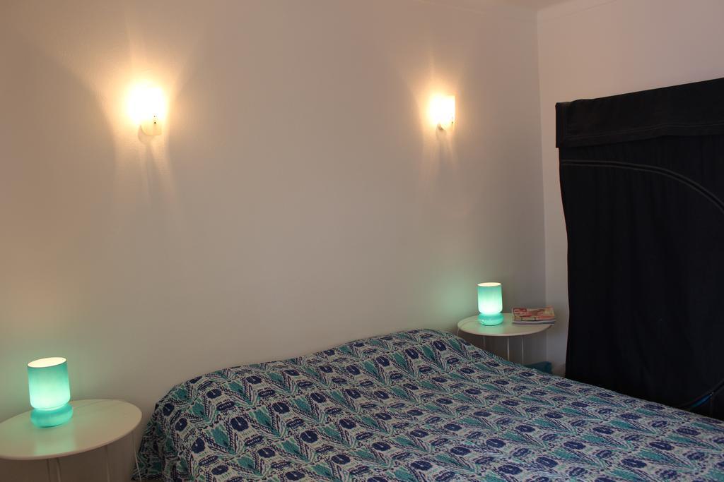 Apartment Casa Azul Quarteira Δωμάτιο φωτογραφία