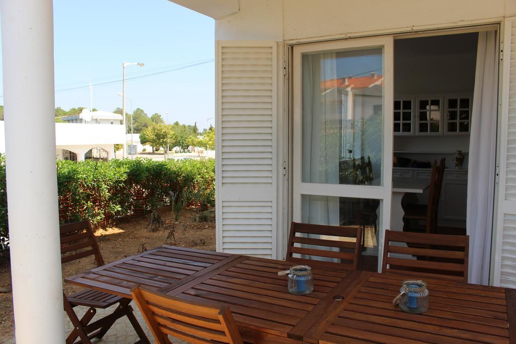 Apartment Casa Azul Quarteira Δωμάτιο φωτογραφία
